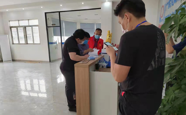 询问久阳疫情防控工作落实情况
