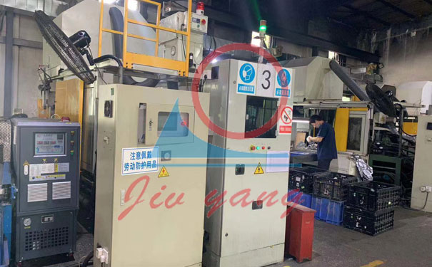 久阳400℃高温油温机怎么做好安全防护的？